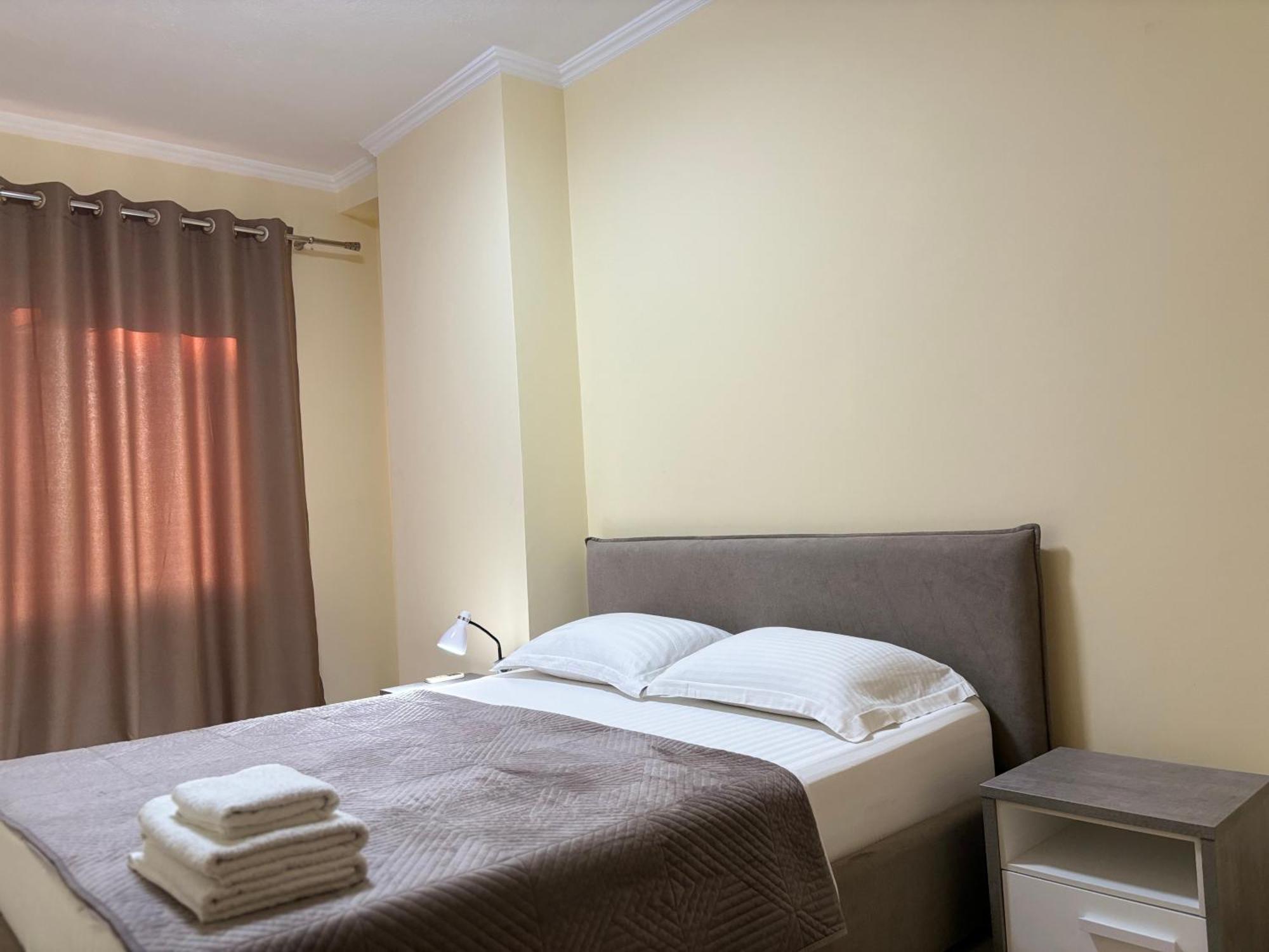 Tam 2Bdr Center Taiwan Apartment Tiran Dış mekan fotoğraf