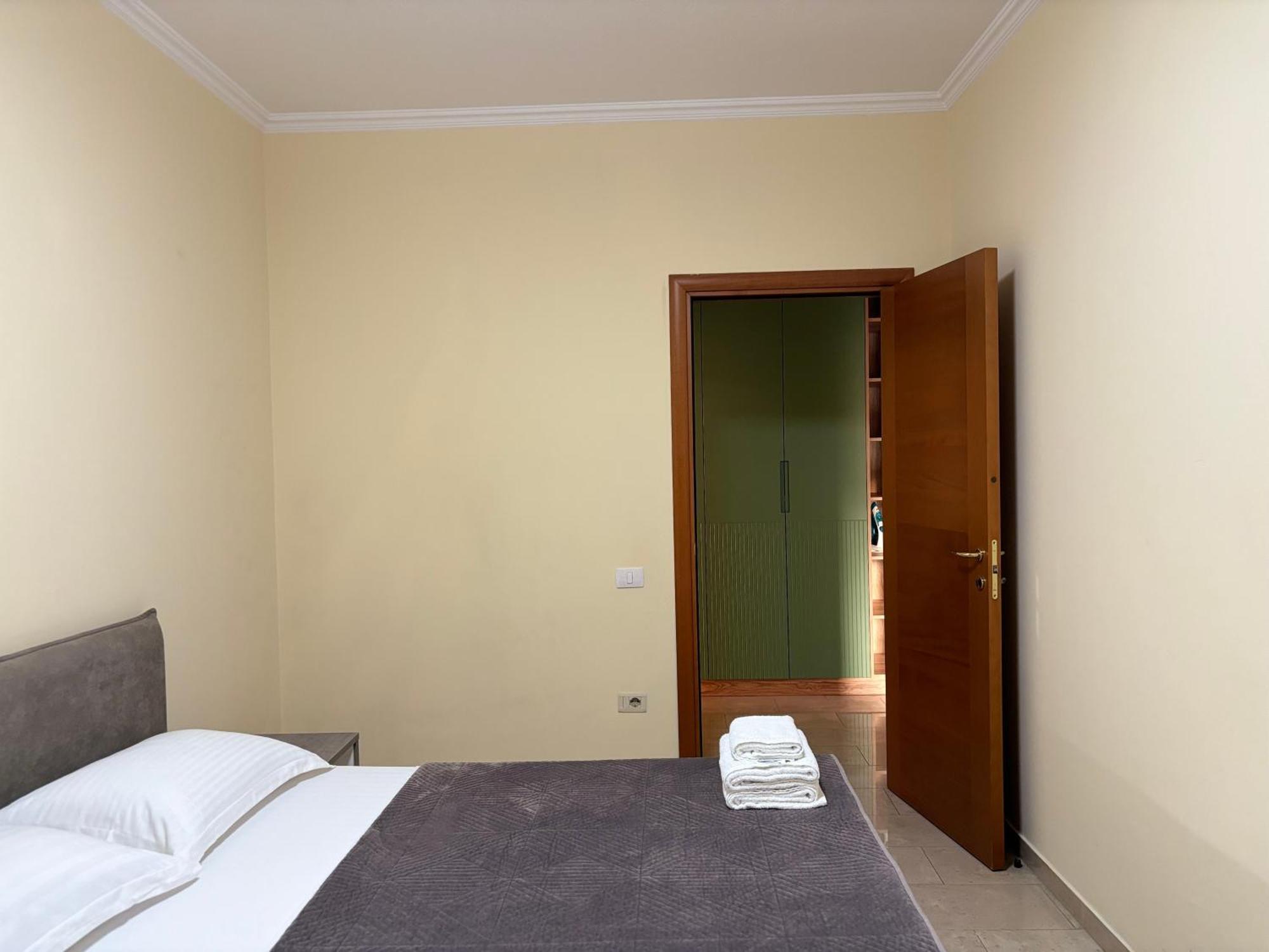 Tam 2Bdr Center Taiwan Apartment Tiran Dış mekan fotoğraf